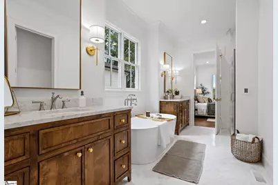 210 W Mountainview Avenue, Greenville, SC 29609 - Photo 22