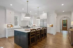 210 W Mountainview Ave, Greenville, SC 29609 - Photo 6