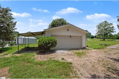 7809 Moorefield Memorial Highway, Liberty, SC 29657 - Photo 8
