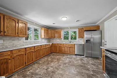 7809 Moorefield Memorial Highway, Liberty, SC 29657 - Photo 4