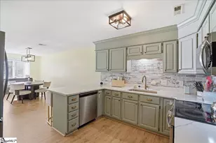 426 Sparrow Hawk Ct, Greer, SC 29650 - Photo 12
