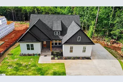 197 Old Farrs Bridge Road, Greenville, SC 29611 - Photo 2