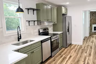 105 S Estate Dr, Greenville, SC 29605 - Photo 12