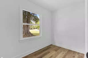 2 Melbourne Ln, Greenville, SC 29615 - Photo 26