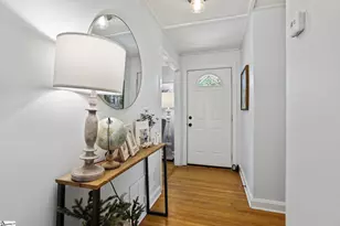 113 Forestdale Dr, Taylors, SC 29687 - Photo 2