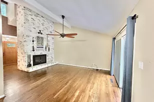 121 Circle Dr, Townville, SC 29689 - Photo 4