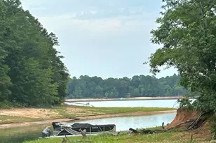121 Circle Dr, Townville, SC 29689 - Photo 32