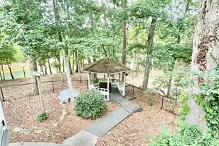 121 Circle Dr, Townville, SC 29689 - Photo 34