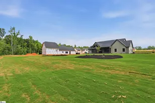 4088 Hollybank Dr, Spartanburg, SC 29303 - Photo 24