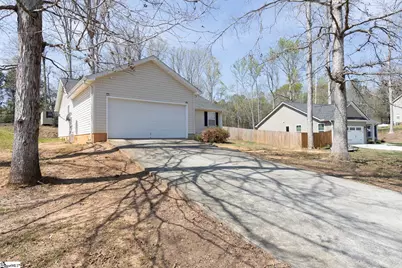 107 Brookside Circle, Honea Path, SC 29654 - Photo 4