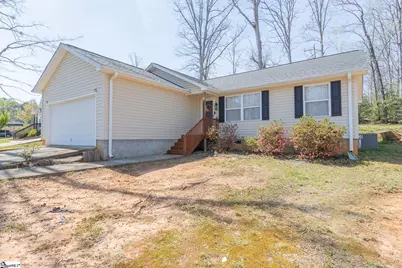 107 Brookside Circle, Honea Path, SC 29654 - Photo 2