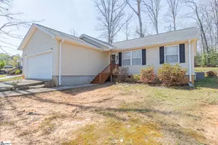 107 Brookside Cir, Honea Path, SC 29654 - Photo 2