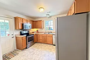 5 Cedar Brook Ct, Greenville, SC 29611 - Photo 2