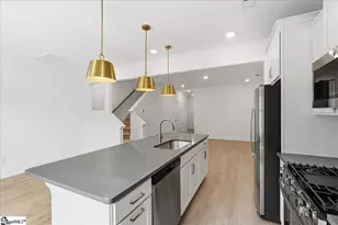 28 Shoemaker Rd, Greenville, SC 29617 - Photo 10