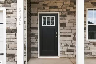 2160 Springview Ct, Boiling Springs, SC 29316 - Photo 4