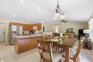 115 Sturgeon Bay Dr, Taylors, SC 29687 - Photo 10