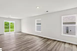127 Lazzon Rd, Moore, SC 29369 - Photo 4