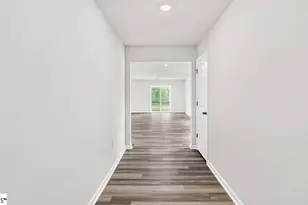 127 Lazzon Rd, Moore, SC 29369 - Photo 2