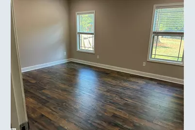 1000 Sheila Avenue, Greer, SC 29651 - Photo 4