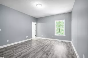 402 Hamilton Forest Dr, Easley, SC 29640 - Photo 8