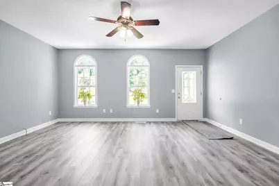 402 Hamilton Forest Drive, Easley, SC 29640 - Photo 4