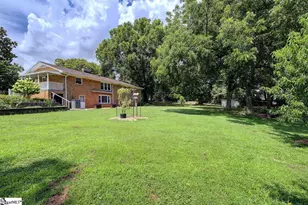 202 Ridgecrest Ct, Simpsonville, SC 29680 - Photo 4