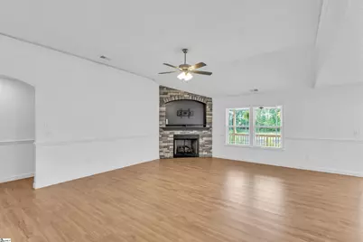 1071 Holly Springs Church Road, Inman, SC 29349 - Photo 8