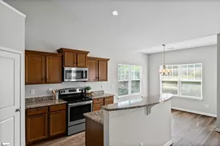 240 Rivers Edge Cir, Simpsonville, SC 29680 - Photo 8