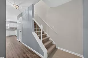109 Twin Falls Dr, Simpsonville, SC 29680 - Photo 2
