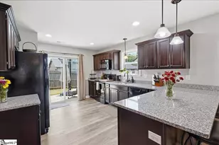 394 Aniken Cir, Boiling Springs, SC 29316 - Photo 6