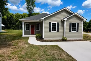 317 Morgan St, Greer, SC 29651 - Photo 2