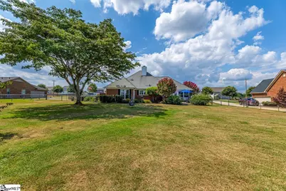 7655 Reidville Road, Woodruff, SC 29388 - Photo 36
