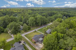 104 Arrowood Ln, Laurens, SC 29360 - Photo 34