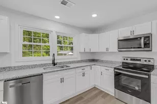 104 Arrowood Ln, Laurens, SC 29360 - Photo 10