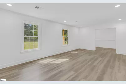 104 Arrowood Lane, Laurens, SC 29360 - Photo 6