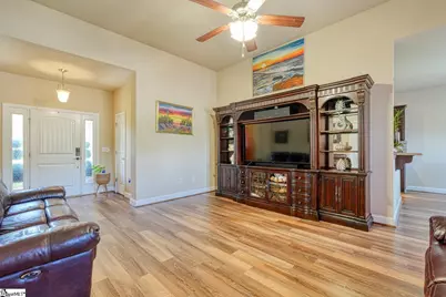 360 Huntwood Drive, Roebuck, SC 29349 - Photo 8