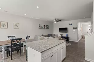 108 Roundtree Dr, Simpsonville, SC 29681 - Photo 10