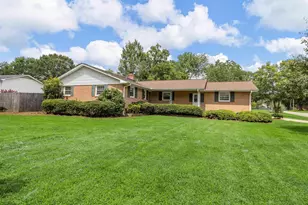 601 Wood Dr, Greer, SC 29651 - Photo 2