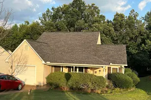 46 Ridge Rd, Greenville, SC 29617 - Photo 2
