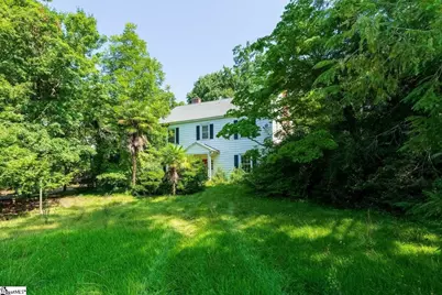 204 W Farley Avenue, Laurens, SC 29360 - Photo 1