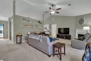 409 Longspur Ct, Duncan, SC 29334 - Photo 6