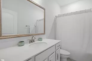 401 Rubia Dr, Greenville, SC 29607 - Photo 8