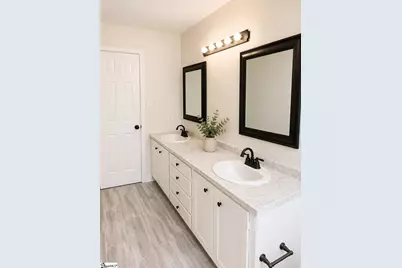 516 Brian Drive, Spartanburg, SC 29307 - Photo 14