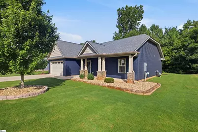 111 Auburn Lane, Greenwood, SC 29649 - Photo 2
