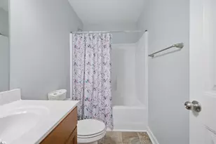 111 Auburn Ln, Greenwood, SC 29649 - Photo 10