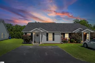 108 Pender Row Cir, Ninety Six, SC 29666 - Photo 4