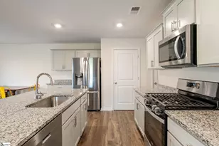 201 Elderberry Ln, Easley, SC 29640 - Photo 10