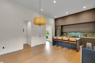 302 Hilly St, Greenville, SC 29607 - Photo 10