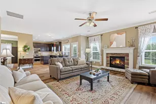 124 Raven Falls Ln, Simpsonville, SC 29681 - Photo 4