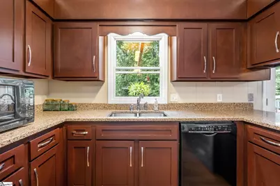 12 E Indian Trail, Taylors, SC 29687 - Photo 20